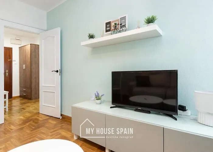 Myhousespain - Comodo Y Tranquilo Piso Con Parking Apartment *