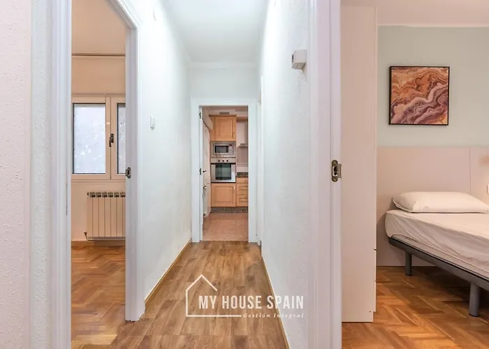 Apartment Myhousespain - Comodo Y Tranquilo Piso Con Parking Oviédo